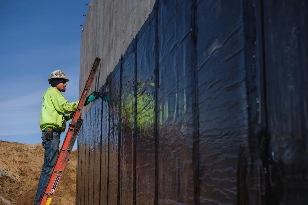 Waterproofing Sprayers for Foundations and Precast Concrete